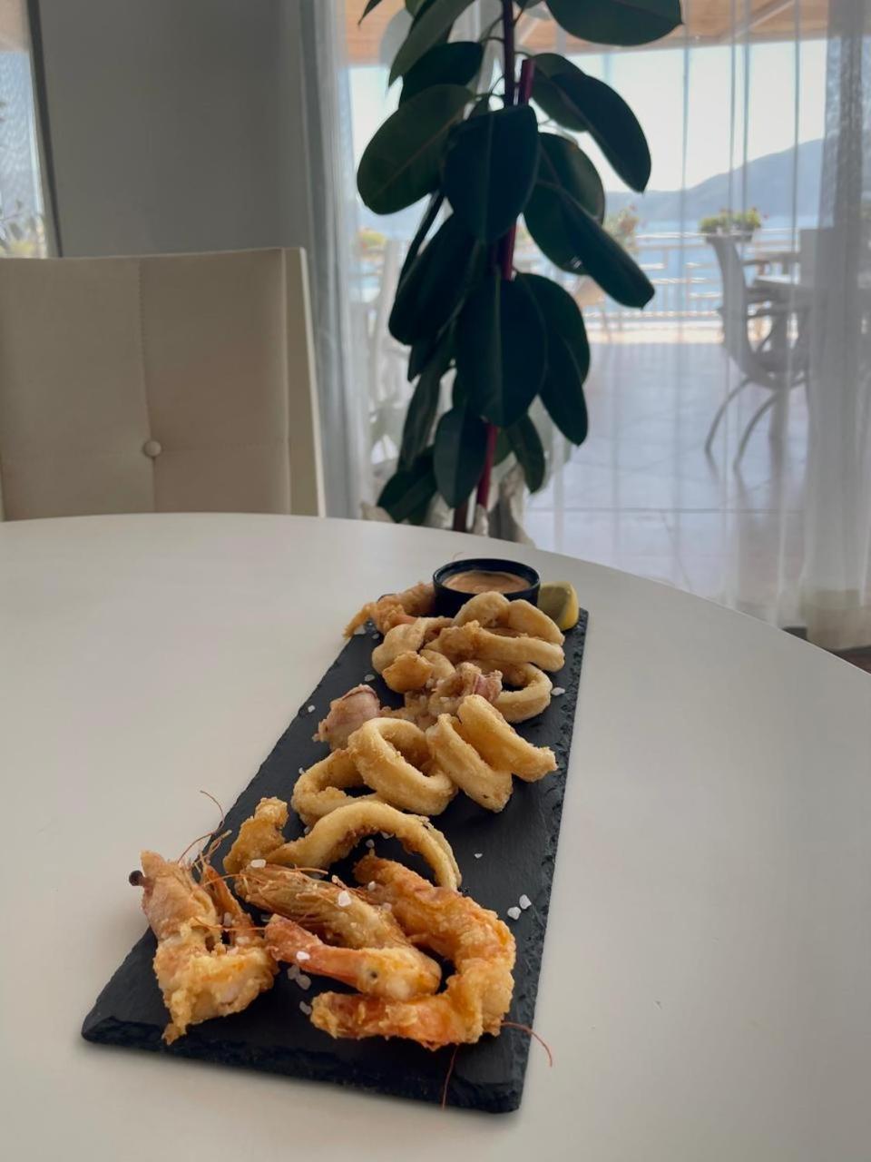 Envi Hotel Avlonya Dış mekan fotoğraf